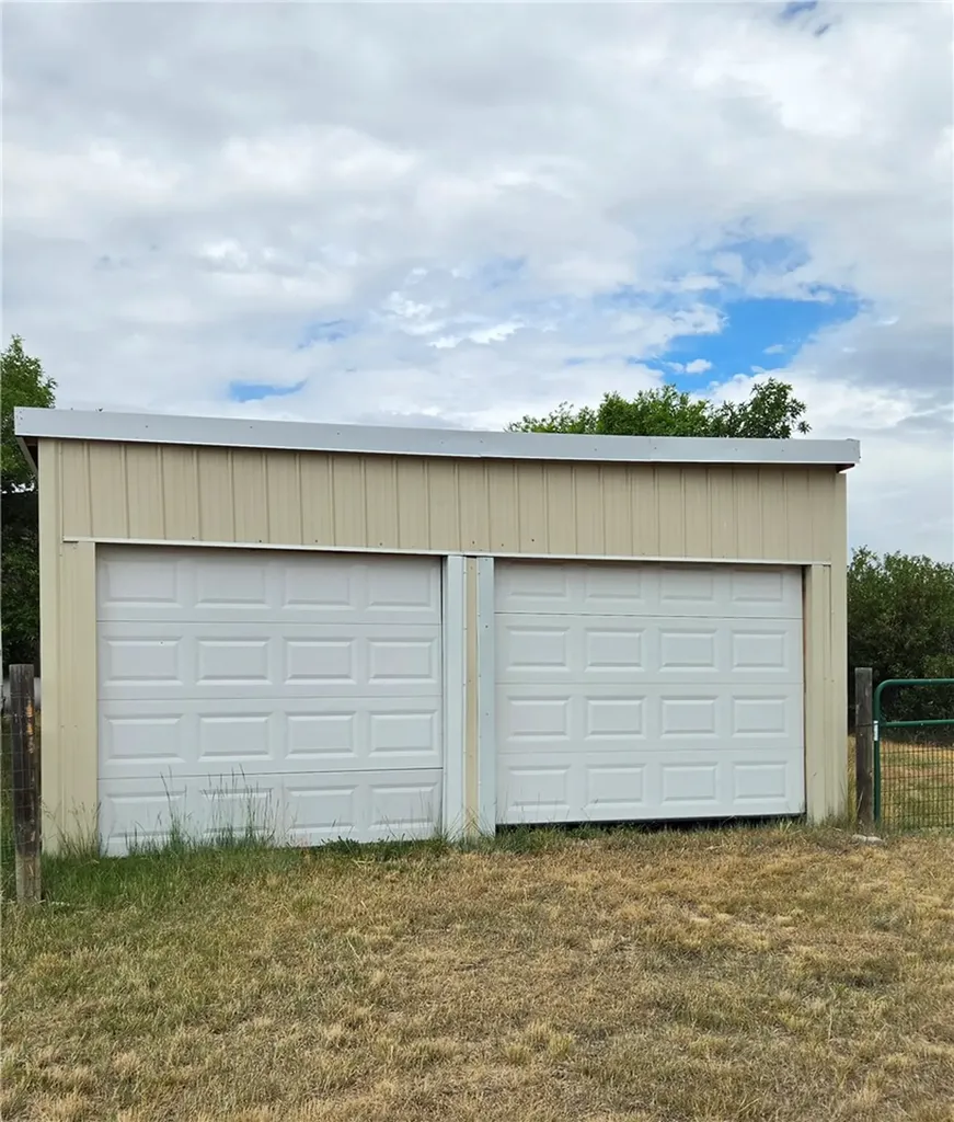 46 Upper Reservoir Lane Shawmut MT 59078