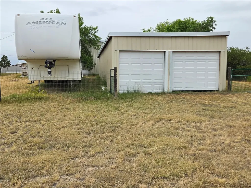 46 Upper Reservoir Lane Shawmut MT 59078