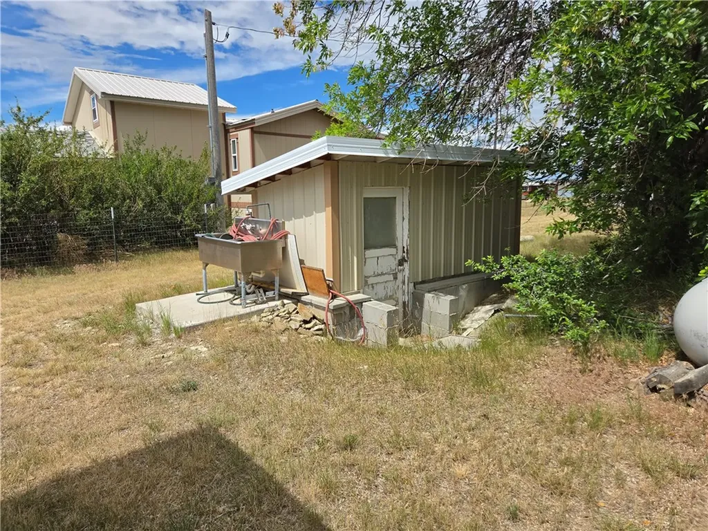 46 Upper Reservoir Lane Shawmut MT 59078