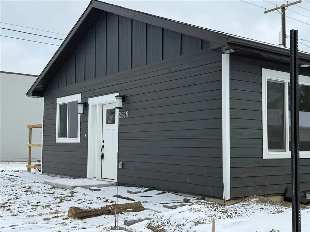 2517 Arnold Lane Billings MT 59102