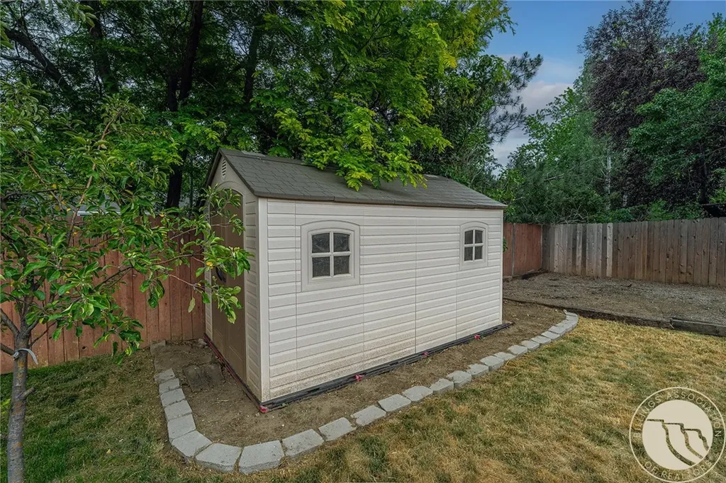 1315 Breeds Hill Street Billings MT 59105