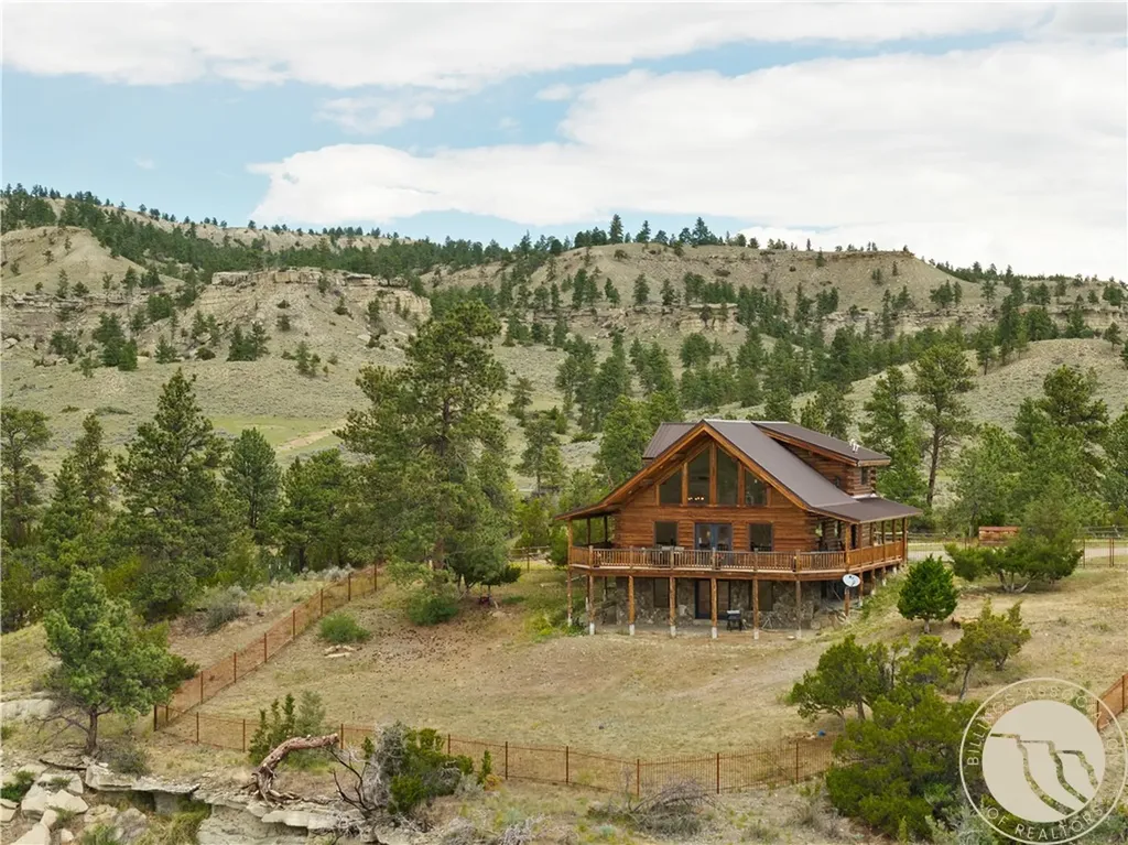160 Falling Star Trail Park City MT 59063