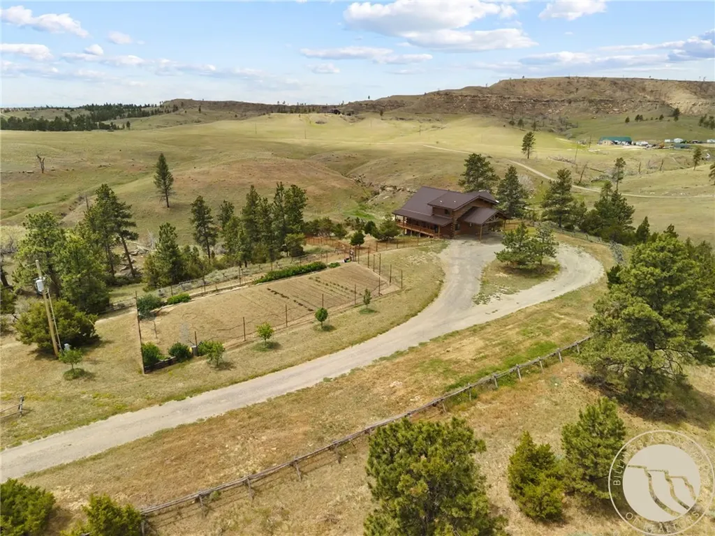 160 Falling Star Trail Park City MT 59063