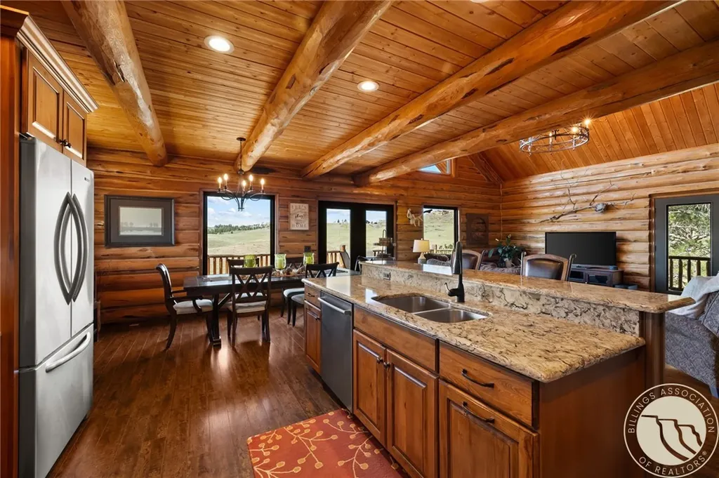 160 Falling Star Trail Park City MT 59063