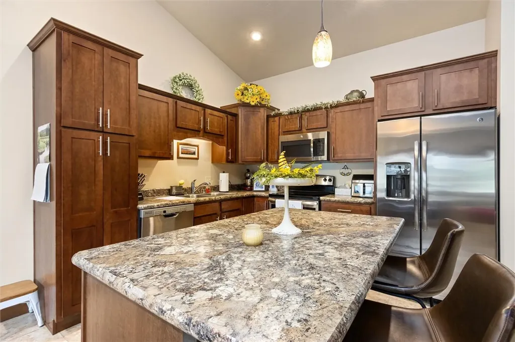 5933 Foxtail W Billings MT 59106