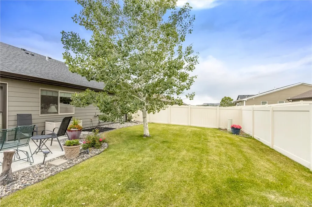 5933 Foxtail W Billings MT 59106