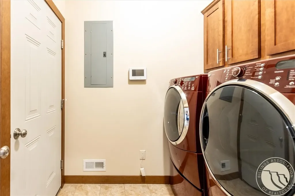 5933 Foxtail W Billings MT 59106