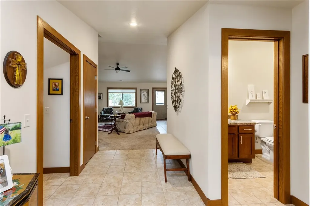 5933 Foxtail W Billings MT 59106