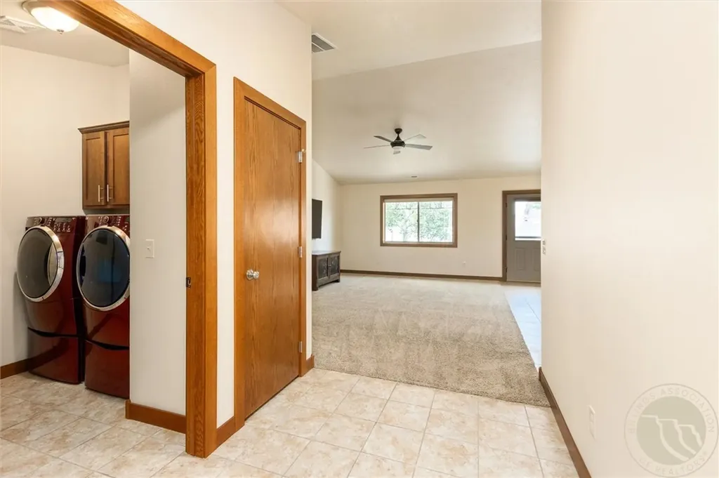5933 Foxtail W Billings MT 59106