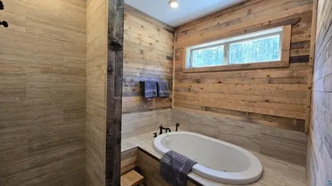 7498 Bayside Drive Crane Lake MN 55725