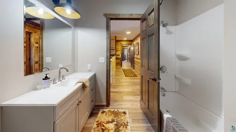 7498 Bayside Drive Crane Lake MN 55725