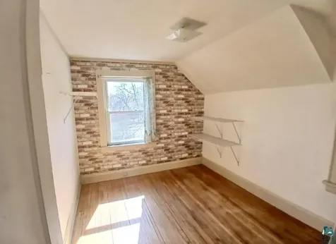 610 N 24th Avenue W Duluth MN 55806