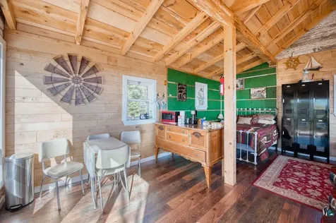 10173 Little Marais Trail Silver Bay MN 55614-0000