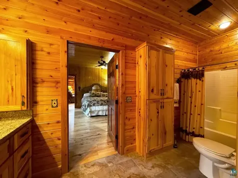 7236 Far North Road Orr MN 55771