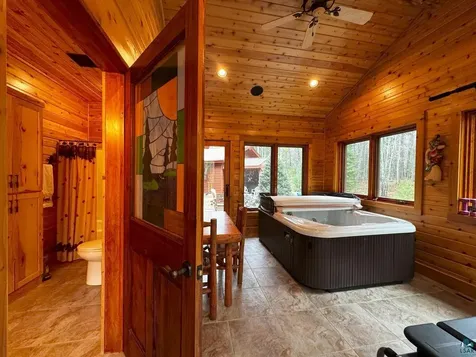 7236 Far North Road Orr MN 55771