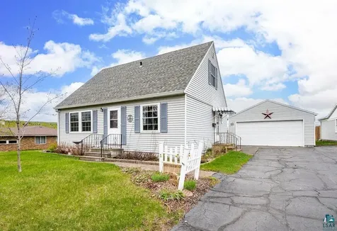 33 Nelson Drive Silver Bay MN 55614