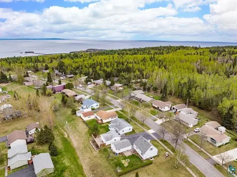 33 Nelson Drive Silver Bay MN 55614