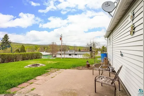 33 Nelson Drive Silver Bay MN 55614