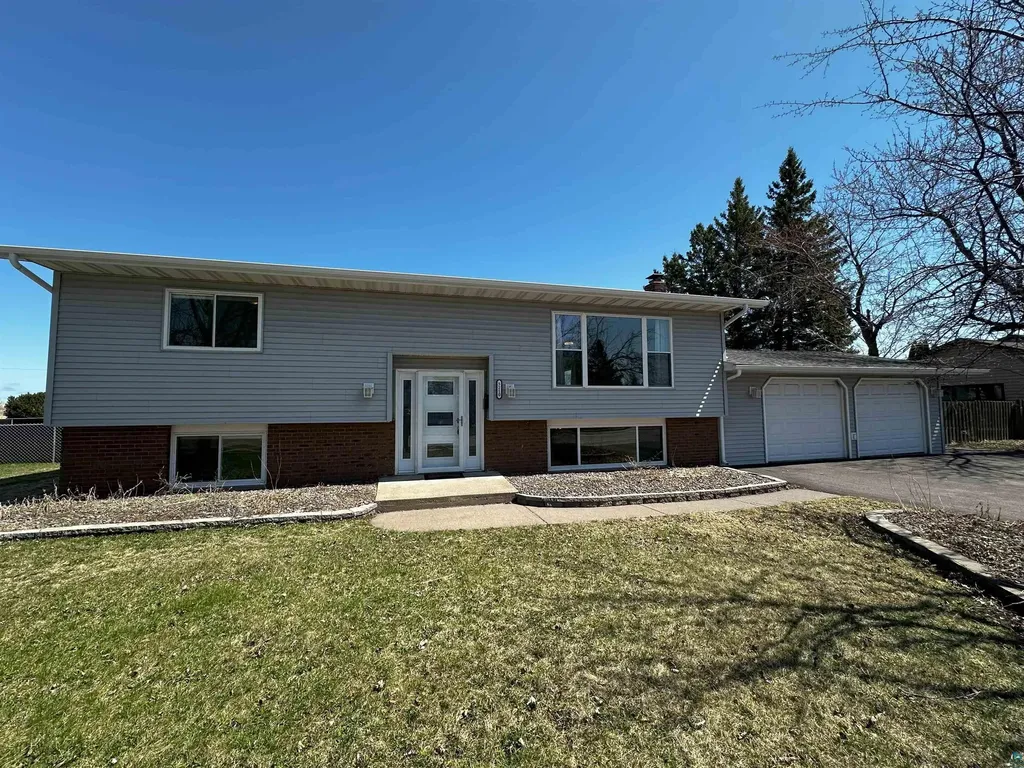 5210 Tower Avenue Superior WI 54880