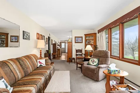 6242 Highway 1 Silver Bay MN 55614