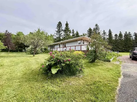 6242 Highway 1 Silver Bay MN 55614