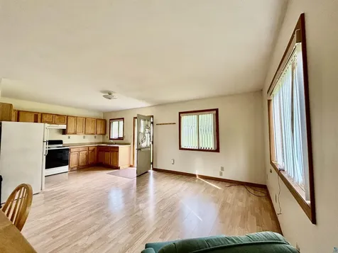 6242 Highway 1 Silver Bay MN 55614