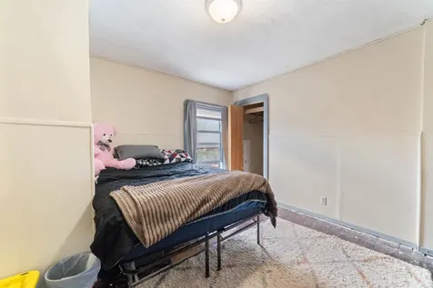 30 N 25th Avenue W Duluth MN 55806