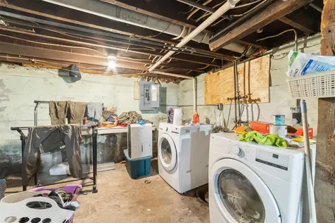 30 N 25th Avenue W Duluth MN 55806