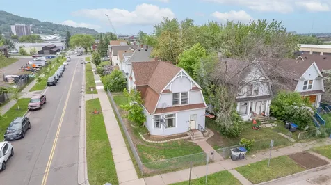 30 N 25th Avenue W Duluth MN 55806