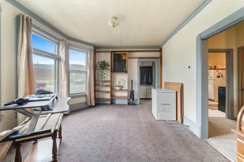 30 N 25th Avenue W Duluth MN 55806