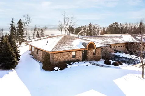 8357 Congdon Boulevard Duluth MN 55804