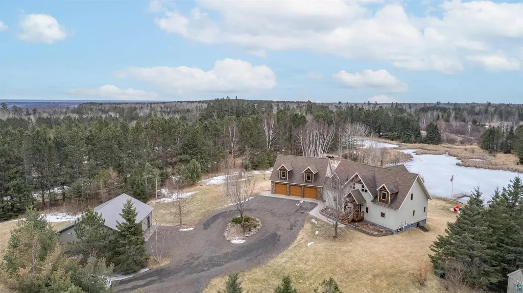 235 Jay Cooke Road Esko MN 55733