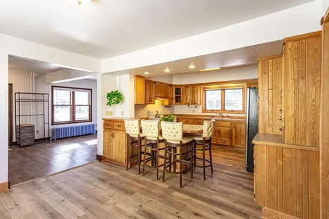 23 W Harvey Street Ely MN 55731