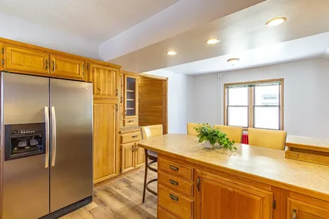 23 W Harvey Street Ely MN 55731