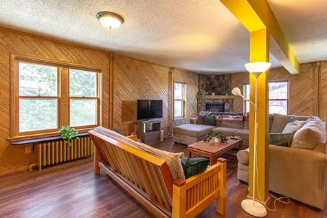 23 W Harvey Street Ely MN 55731