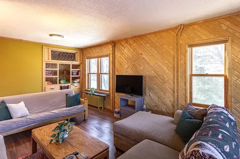 23 W Harvey Street Ely MN 55731