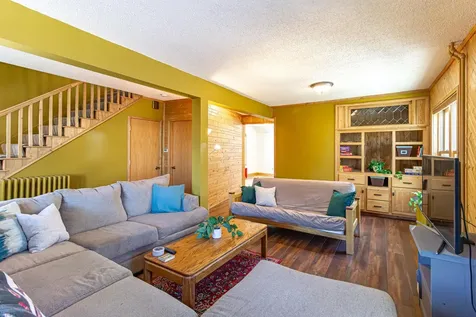 23 W Harvey Street Ely MN 55731