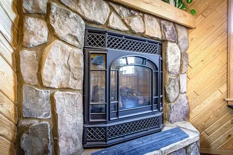 23 W Harvey Street Ely MN 55731