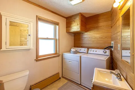 23 W Harvey Street Ely MN 55731