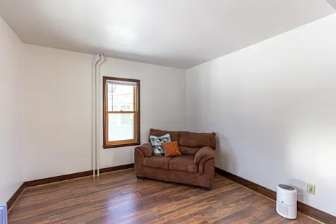 23 W Harvey Street Ely MN 55731