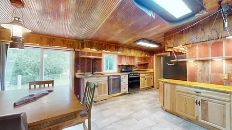 5741 Highway 53 N Kabetogama MN 56669