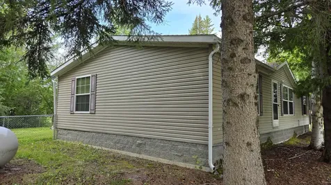 5741 Highway 53 N Kabetogama MN 56669