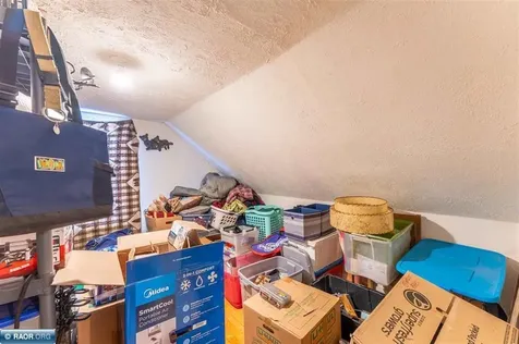 24 2nd Avenue Soudan MN 55782