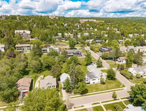 2723 Jefferson Street Duluth MN 55812