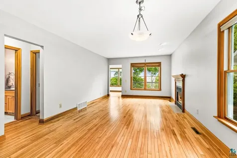 2723 Jefferson Street Duluth MN 55812