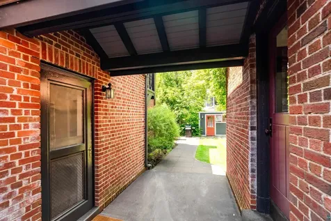 3431 E 1st Street Duluth MN 55804