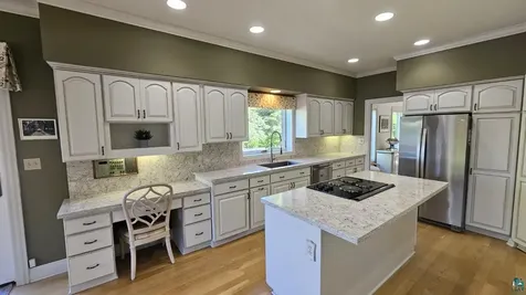 4875 Lakeway Drive Duluth MN 55811