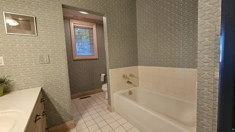 4875 Lakeway Drive Duluth MN 55811
