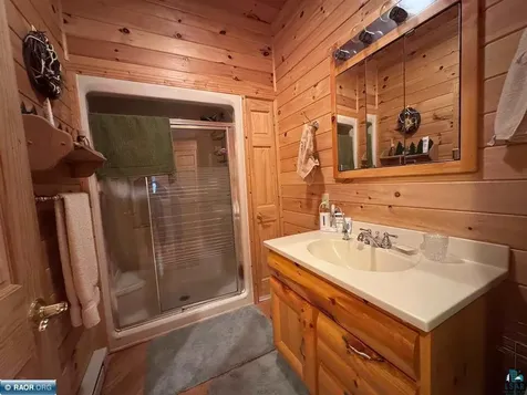 7359 Oak Narrows Shore N Cook MN 55723