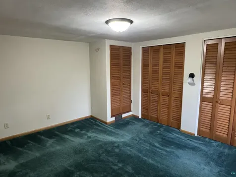 402 10th Avenue Two Harbors MN 55616